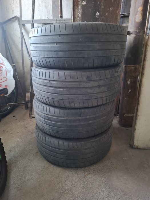 Michelin Pilot Sport 4  245 45 18 XL