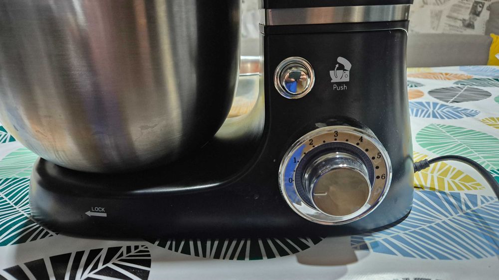 Планетарен миксер Voltz