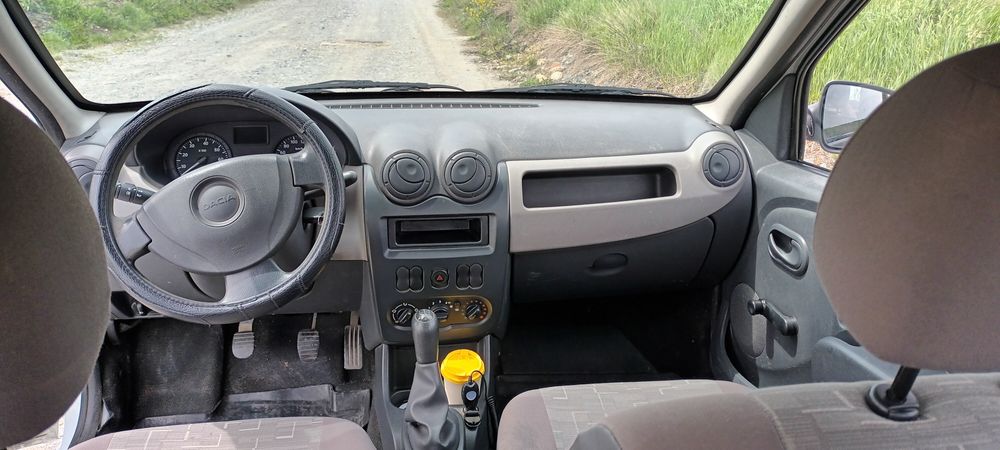 Vand dacia logan