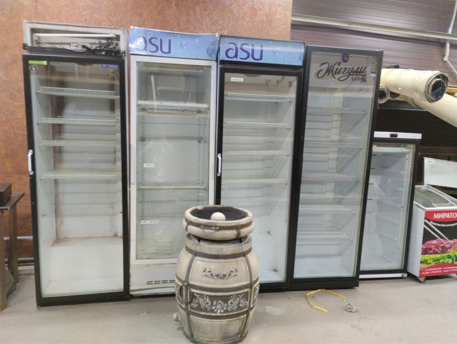 Холодильники продам