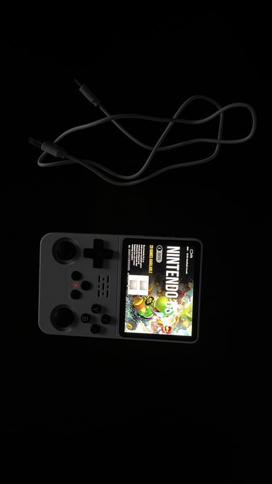 Преносима игрова конзола R36S - използвана, без кутия