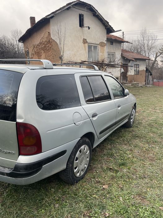 Renault Megane на части