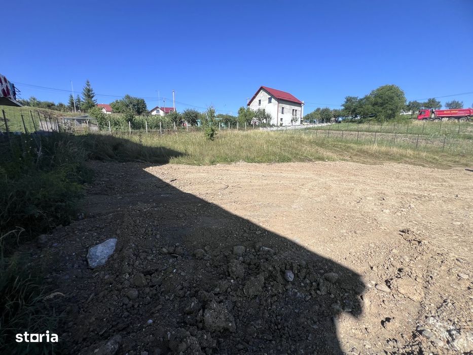 Teren strada Crizantemei zona Tarpiului