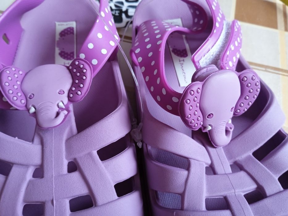 НОВИ детски сандали Ipanema, размер 28/29