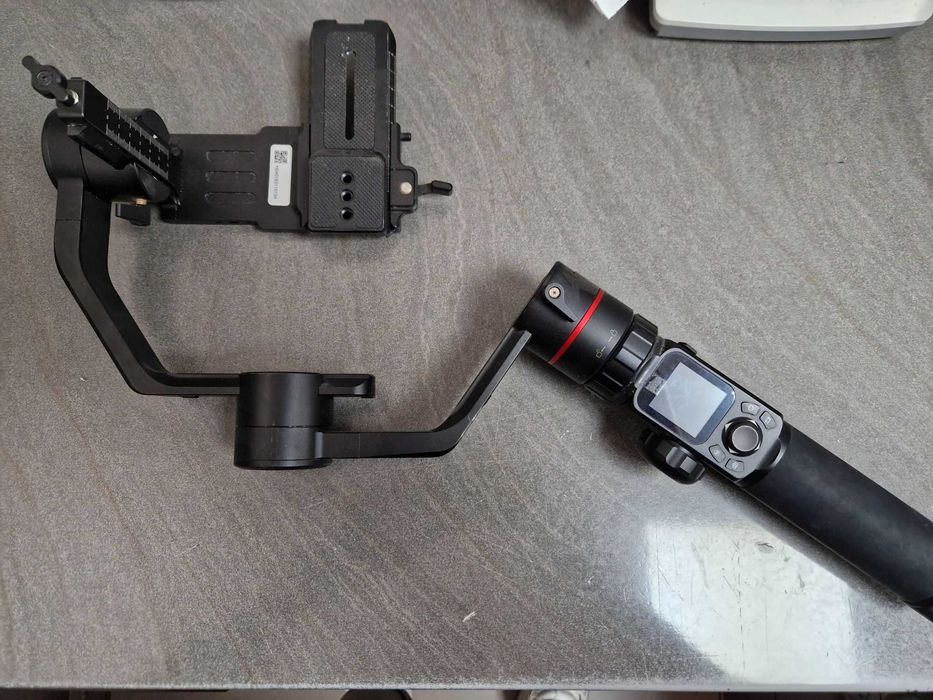 Stabilizator Foto Ghimbal Feiyu Tech pentru Dslr