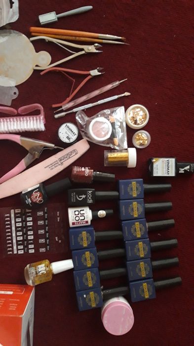 Manikyur uchun asboblar