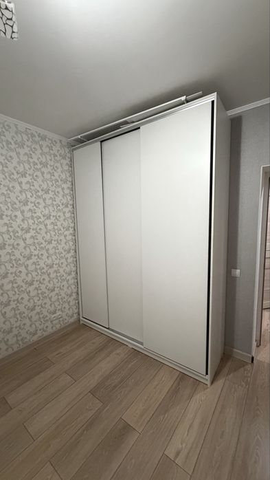Продам шквф купе срочно