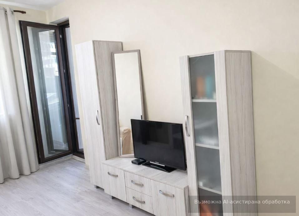 Дава се под наем Двустаен апартамент в Варна, Младост 1 - 60 кв.м за 483.48 € - Снимка #2