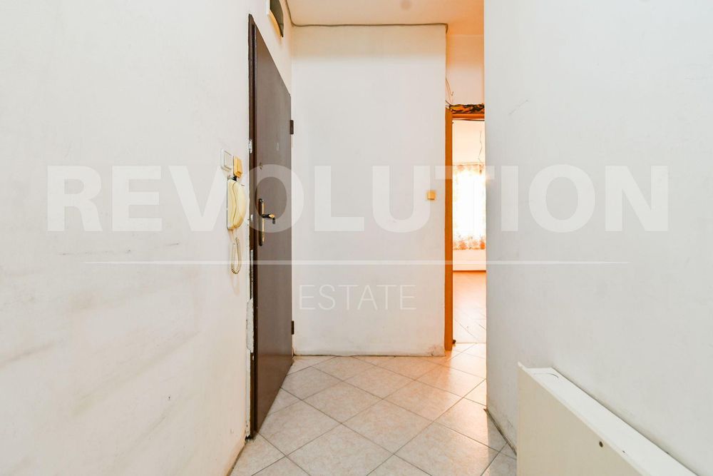Продава се Двустаен апартамент в София, Редута - 81 кв.м за 2457 €/кв.м - Снимка #9