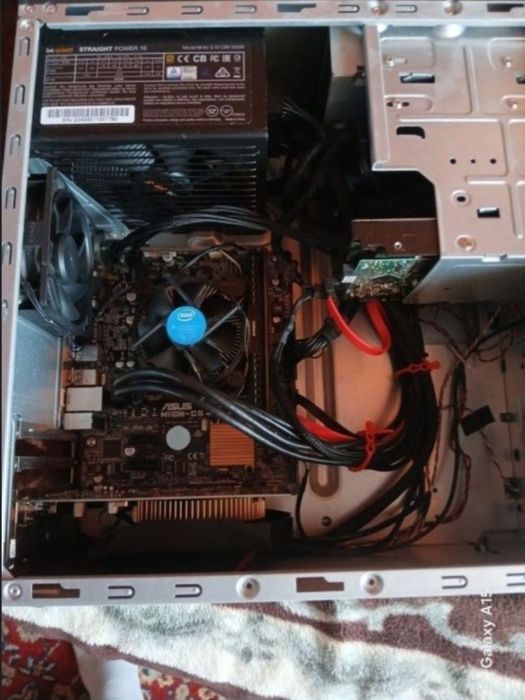 Vand unitate pc asus g11  i3 ,16gb  gtx 750
