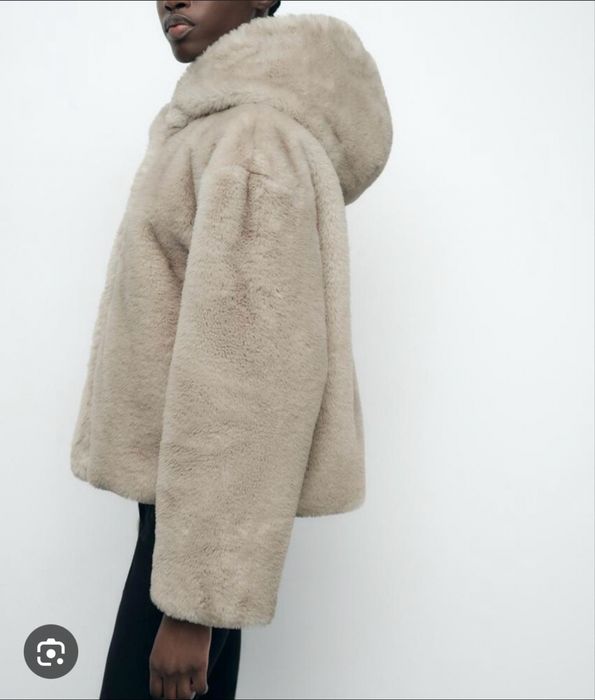 ZARA пухено яке с качулка