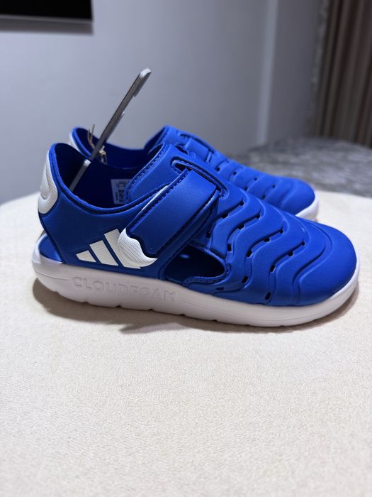 Сандали adidas  Sportswear 33 номер