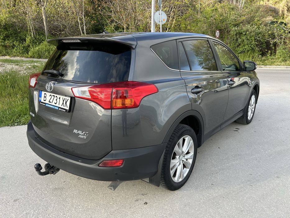 Toyota Rav4 2.2 АВТОМАТ 4х4