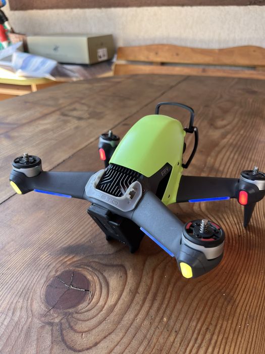 Drona dji FPV  ( 140km /h )