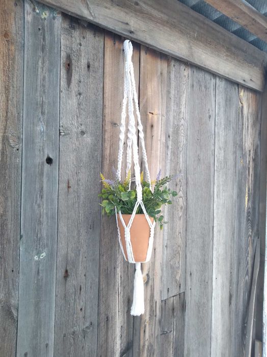 Подвесы для кашпо в технике макраме