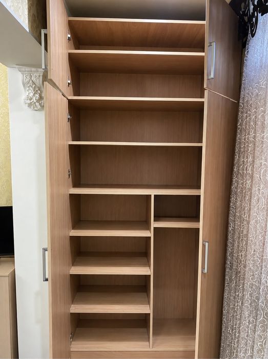 Продам 2 Шкафа настенный