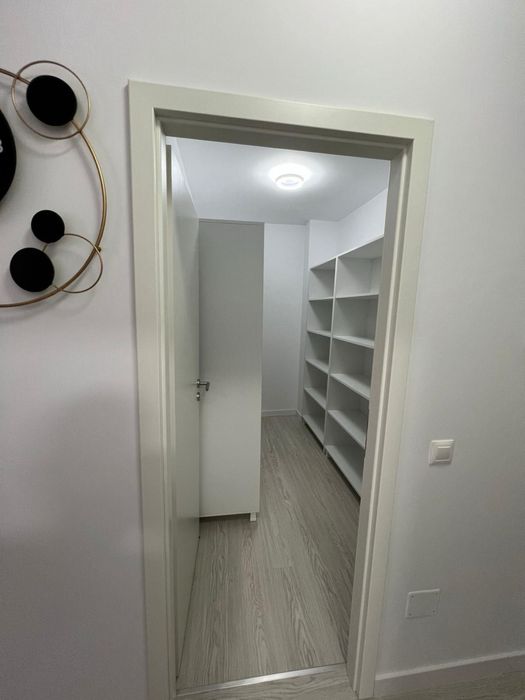 Inchiriez apartament