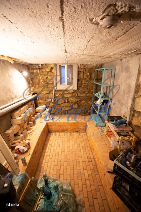 Apartament la curte comuna, 3 camere, 76MP, superfinisat, zona Scala