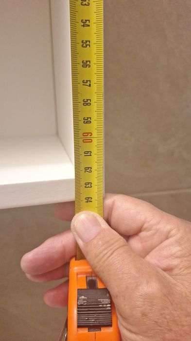 Dulăpior cu oglinda baie model Ikea stare impecabila