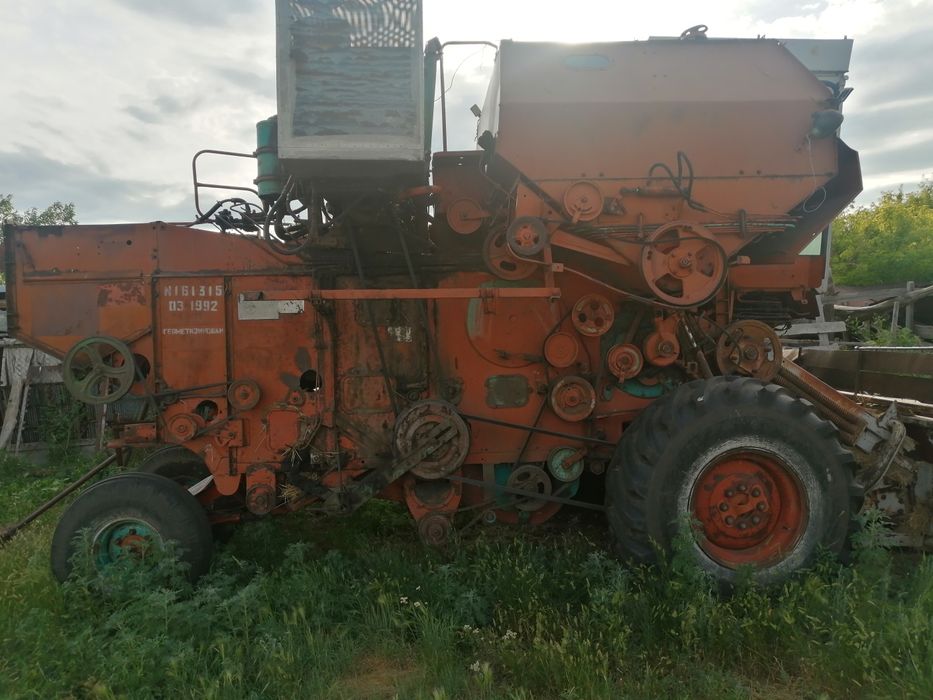 Комбайн Енисей 1200