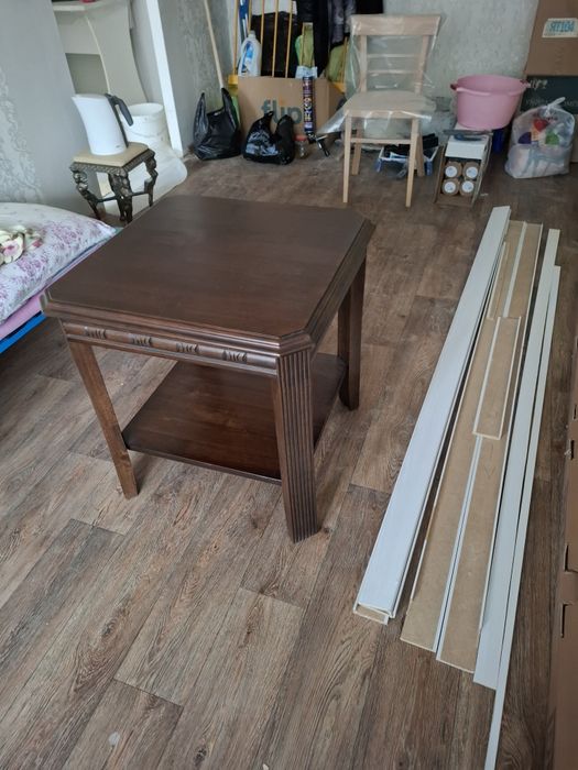 Стол журнальный новый