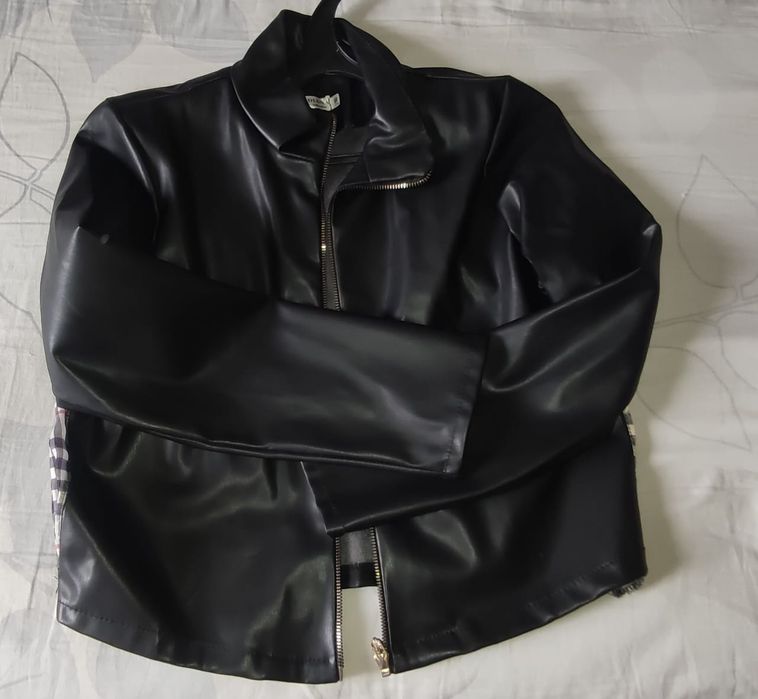 Пиджак кожаный женский