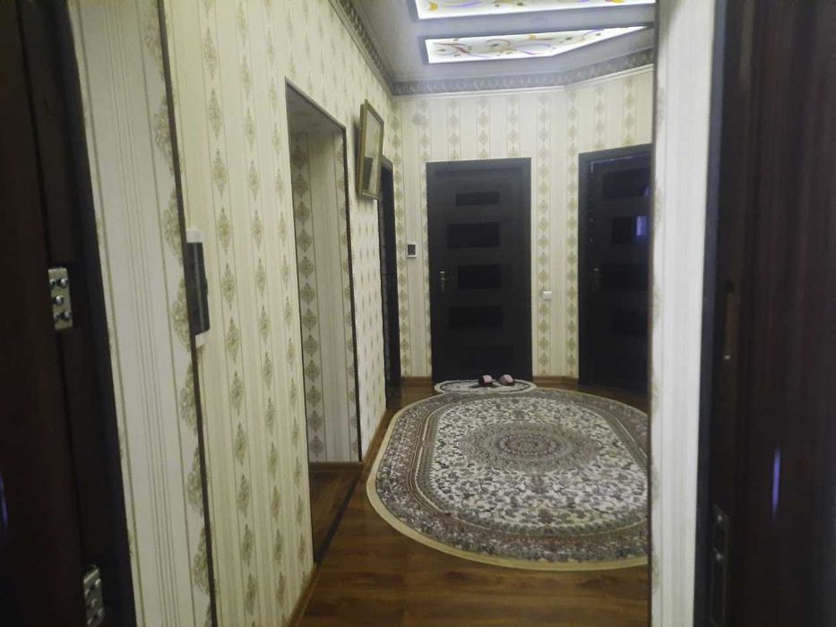 Ko`p qavatli uydagi xonadon