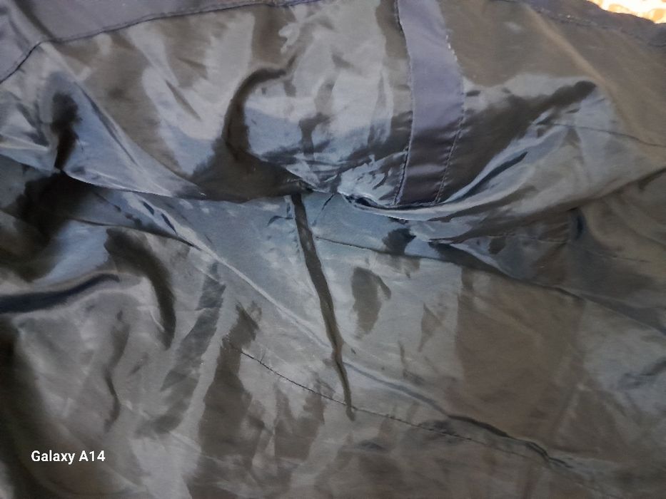 Продаётся куртка женская. Kurtka sotiladi