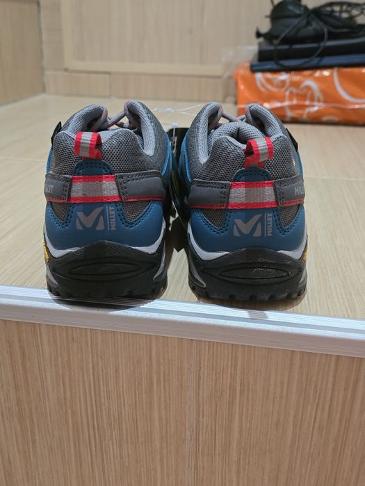 Bocanci munte, trekking shoes Millet, GoreTex, marime 39.5