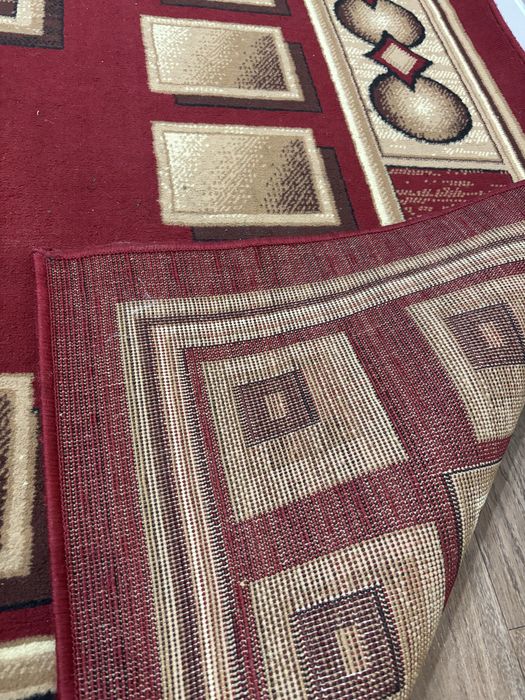 Продам ковер в зал