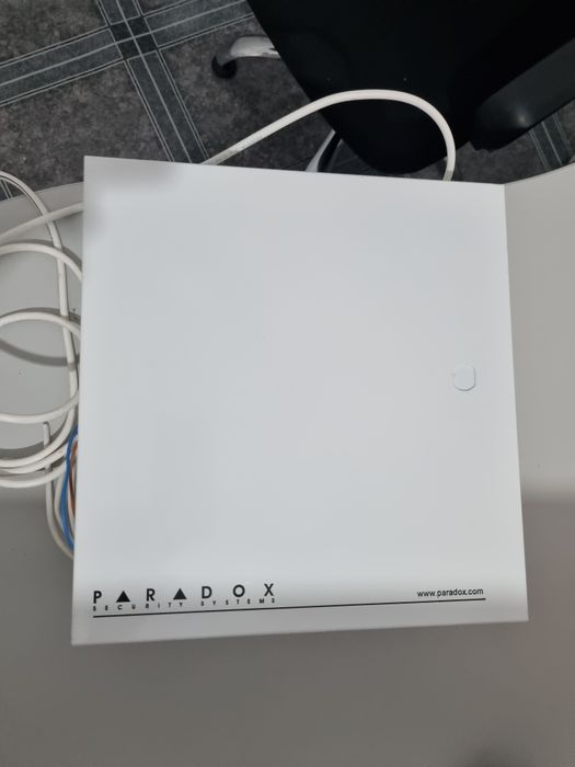 Сот комплект Paradox SP65 комплект с кутия, захранване 75W