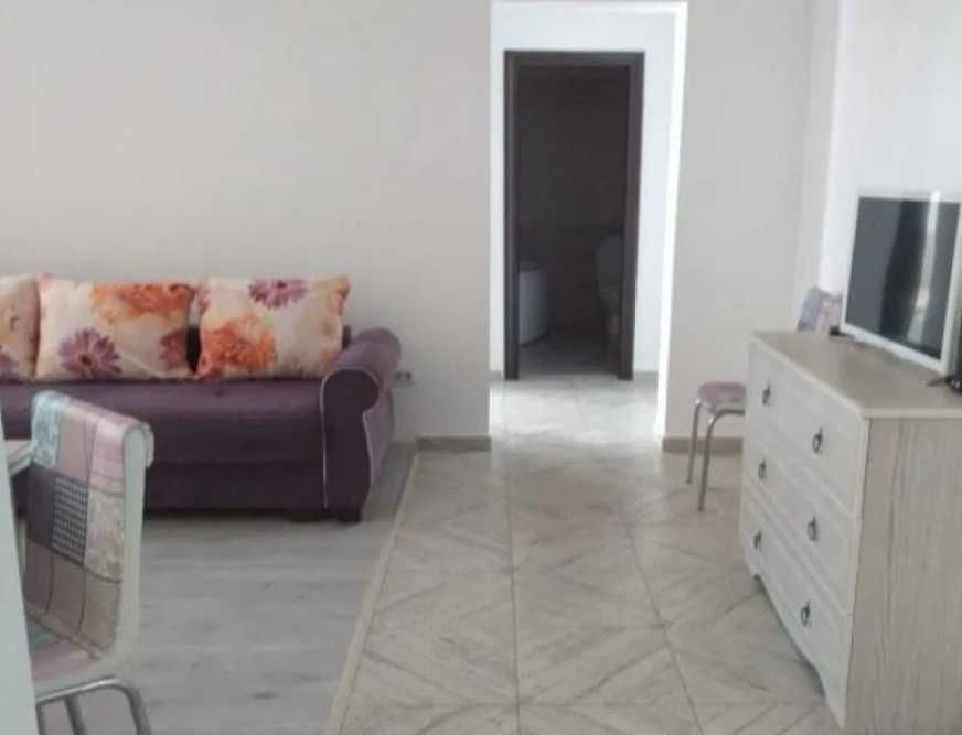 Дава се под наем Тристаен апартамент в Пловдив, Остромила - 9 кв.м за 341.7 € - Снимка #1