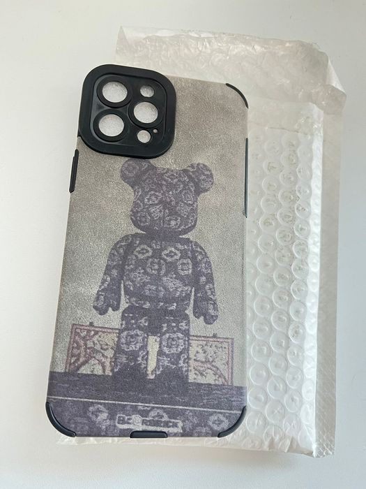 Продам остатки чехлов на айфон