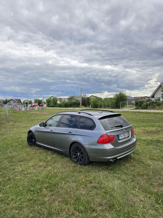 BMW Seria 3 2010 — imagine 5