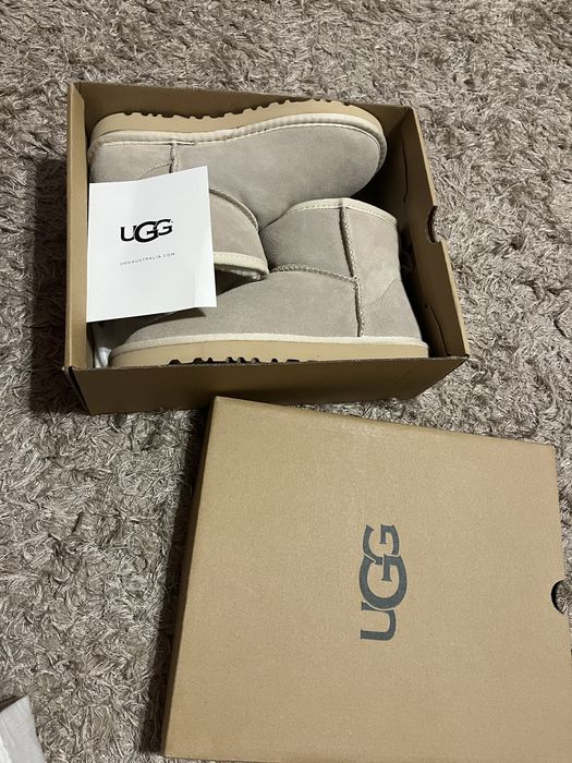 UGG Mini II Chestnut cream