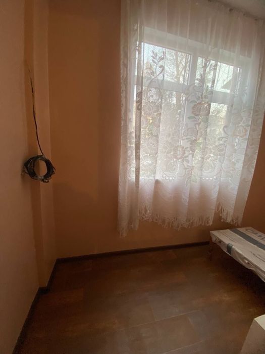 Чиланзар 12.  Срочно Продается.  2 Х комнатная квартира