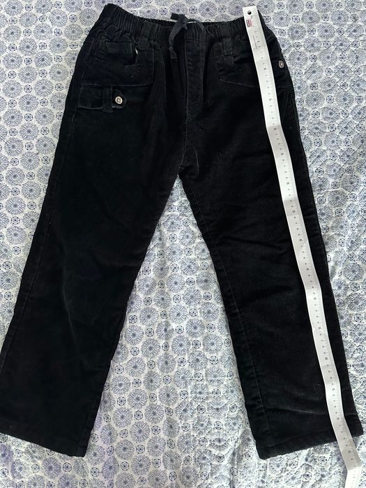 Pantaloni negri, grosi, captusiti