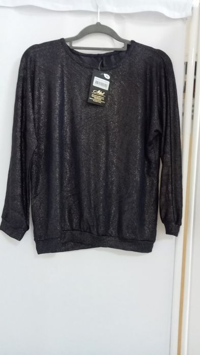 Продам блузки и кофты 46-48 размер