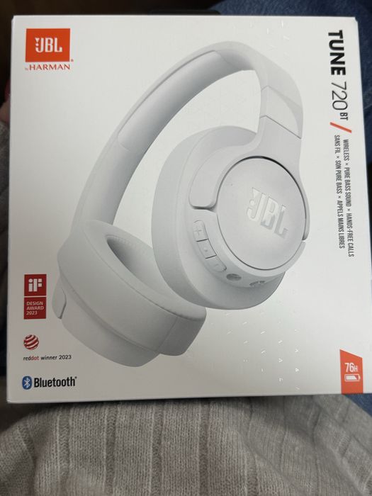 JBL наушник новый белый