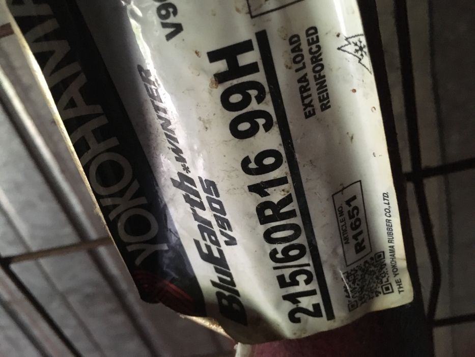 Vind set anvelope iarna pe genti otel cu senzori de presiune,