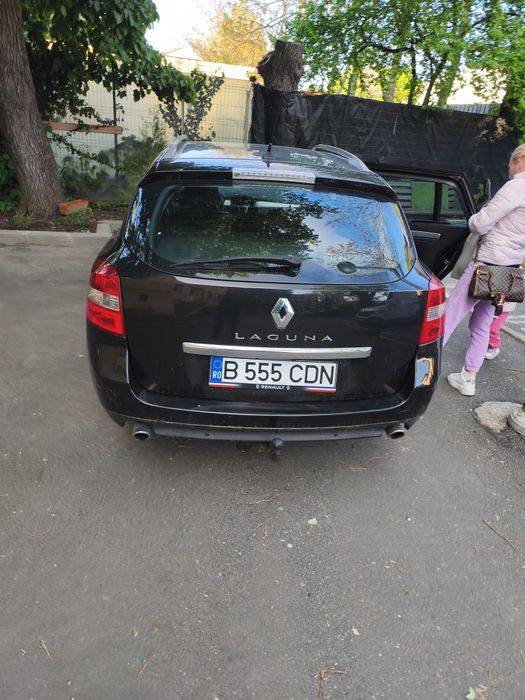 Vând Renault laguna