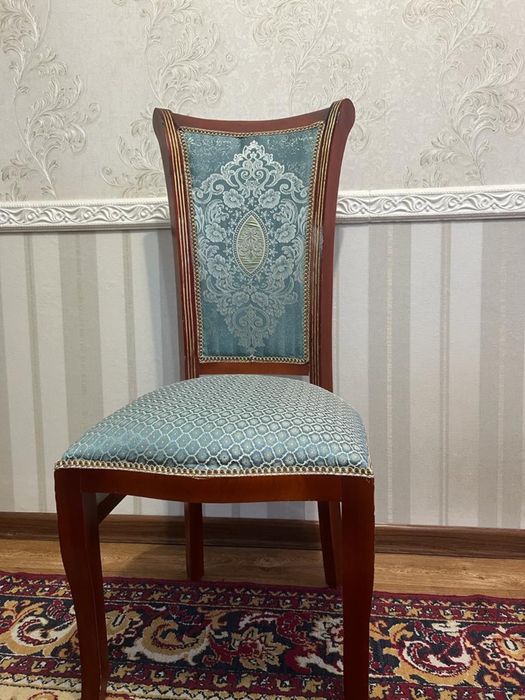 Стулья ! Орыңдықтар! Малайзия!