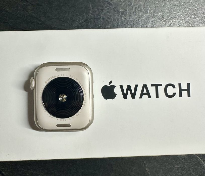 Apple Watch SE (Gen 2) 40mm