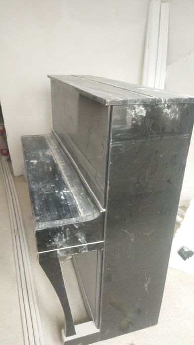 Продоётся пианино Беларусь