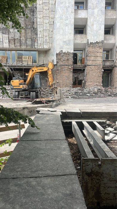 Услуги экскаватора колесни снос котлаван