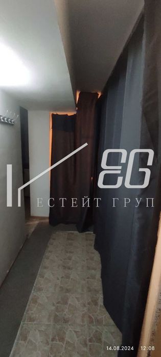 Офис в Варна-Колхозен пазар площ 43кв.м