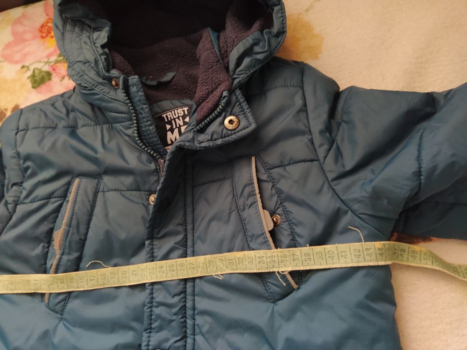 Зимно яке в маслено зелен цвят