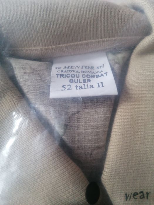 Tricouri combat mânecă scurta și lungă