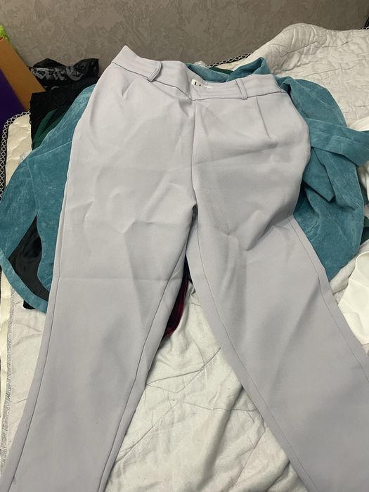 Продам платья новые