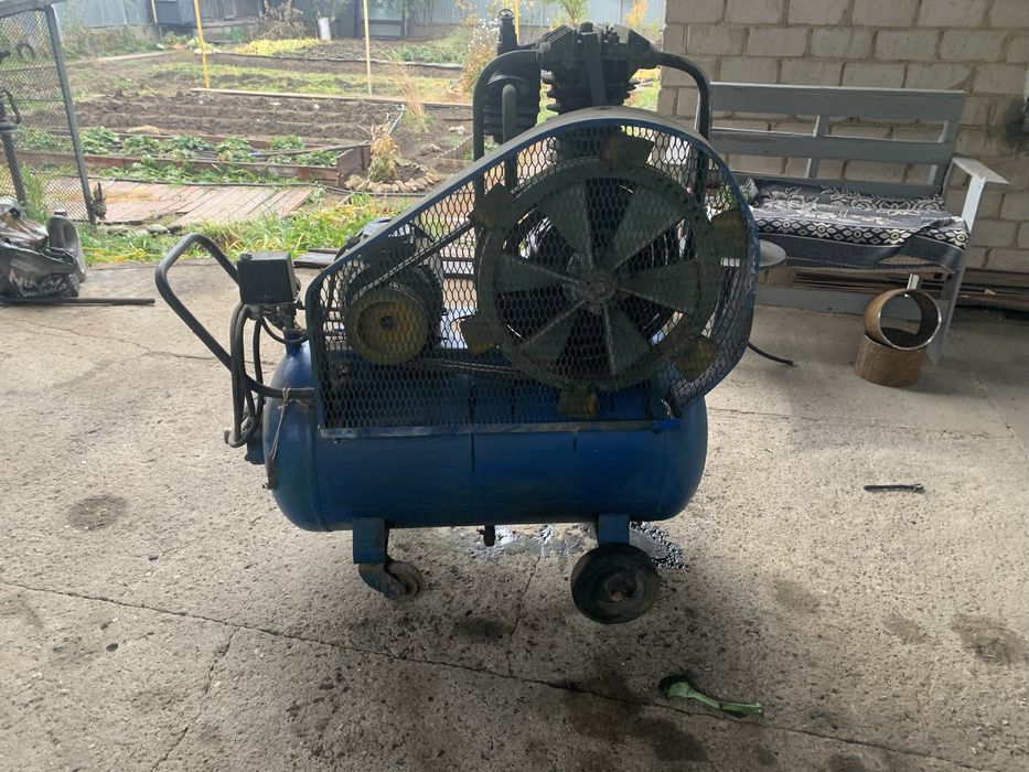 Продам компрессор 380 вольт